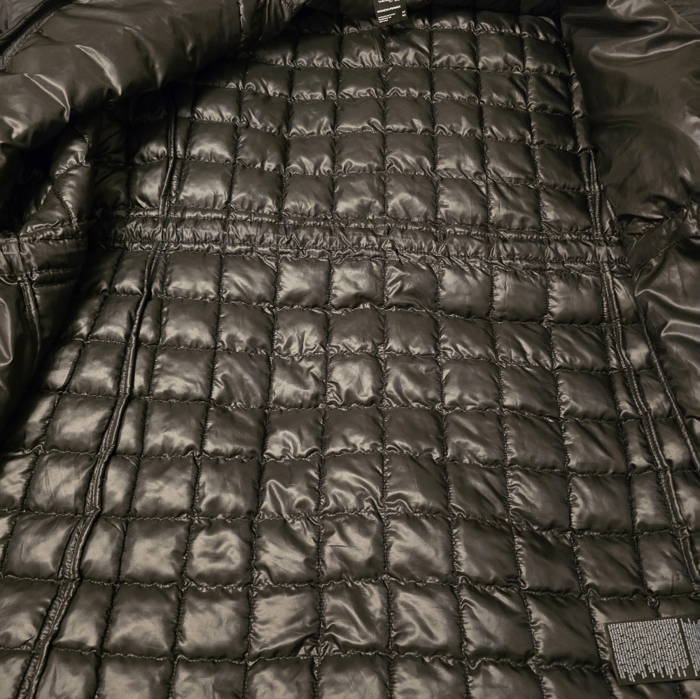 The North Face Black Quilted Hooded Coat - Picture 9 of 11